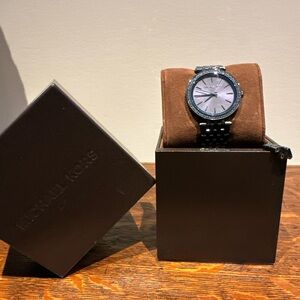 Michael Kors Darci MK3364 Wrist Watch for Women Midnight Blue Never Used